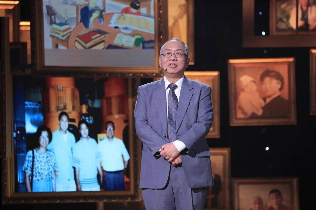 哈佛终身教授丘成桐让我终身受益的两件事其实每个孩子都能做到